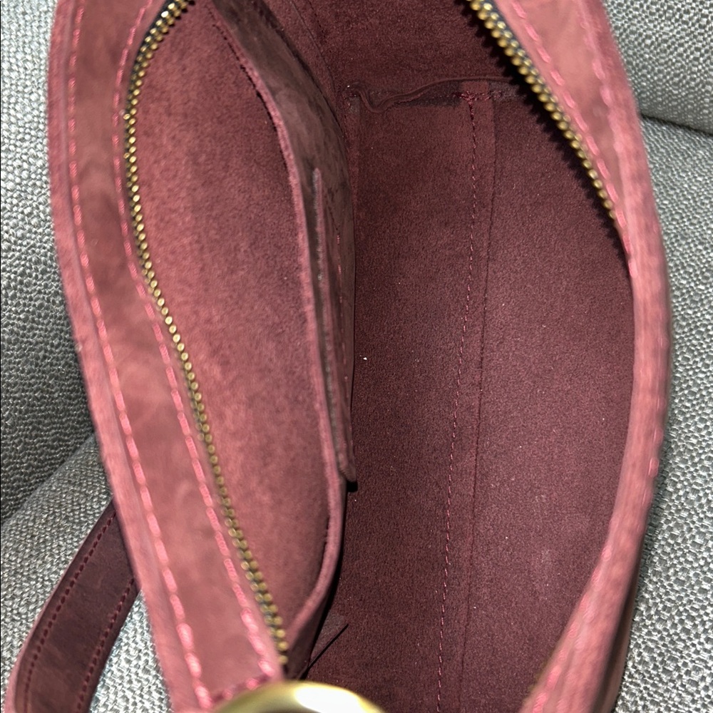 Portland Leather Goods Merlot Triangle - Picture 4 of 4